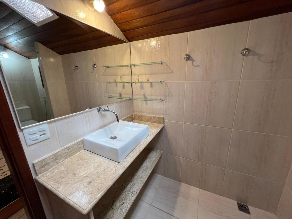 Casa Com Vista Deslumbrante Proximo A Feirinha Holiday home Teresopolis